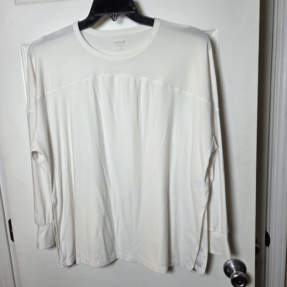Old Navy Active sz M Cloudmotion Go-Dry long slv t-shirt casual athletic wear